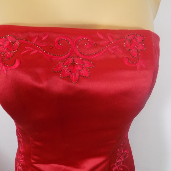 Scott McClintock Red Embroidered Formal Prom Dress Red Embroidered Size 8 - Picture 5 of 8